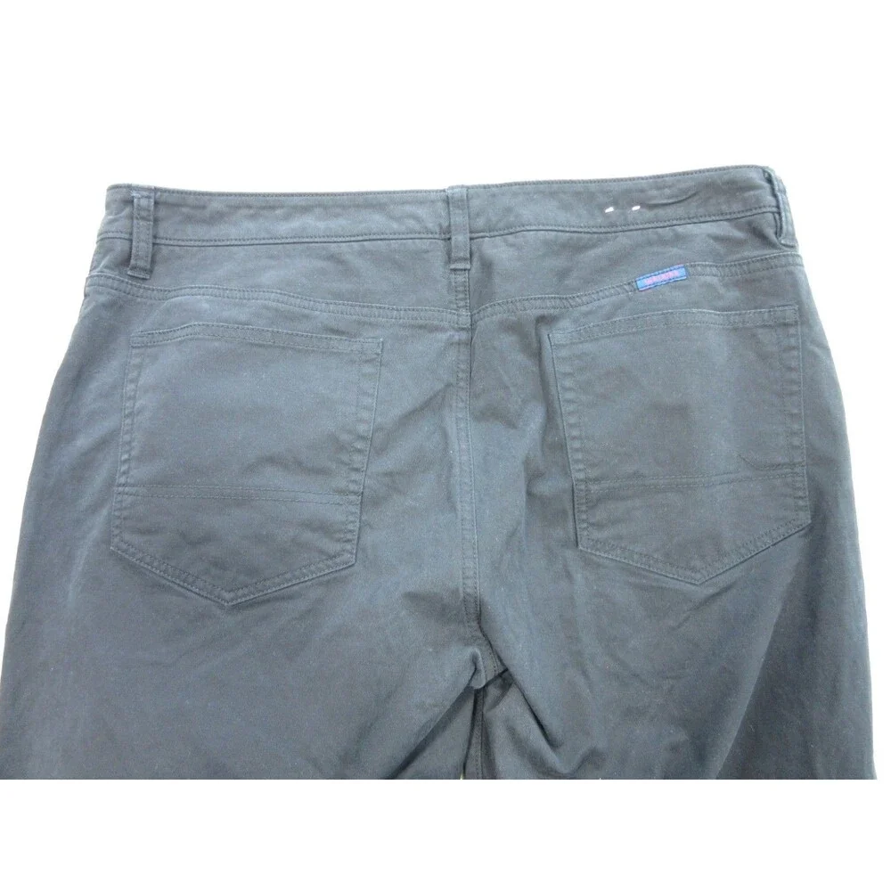 Untuckit Pants Mens 36x33 (Actual 34x 30) Relaxed Fit Straight Leg Black Chino